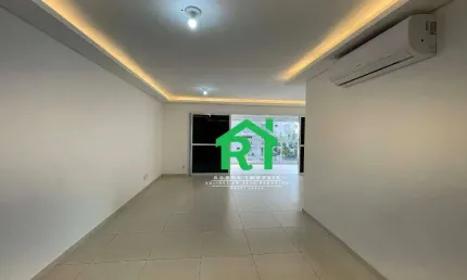 Apartamento com 3 dormitórios (1 suíte), 2 vagas, lazer, em Praia das Pitangueiras, Guarujá/SP