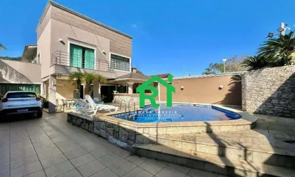 Casa com 5 Quartos (3 Suítes), 3 Vagas, Lazer, Jardim Guaiuba, Guarujá/SP
