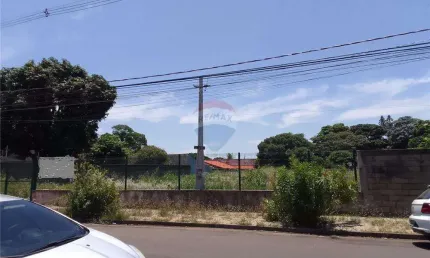 TERRENO DE 2.695 M² NO MORUMBI, PARA LOCAÇÃO EM PAULÍNIA/SP.