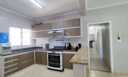 Casa a venda 132,26m² com piscina, 3 quartos no João Aranha Paulínia SP