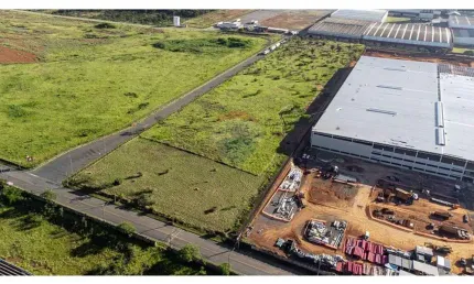 Área industrial com 50.047,20m² próximo a Petrobrás no bairro Cascata em Paulínia/SP