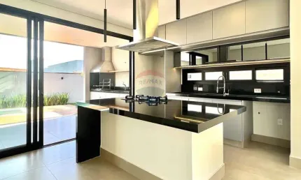 Casa de alto padrão para locação com 3 quartos suítes, no Condomínio Royal Garden – Paulínia/SP