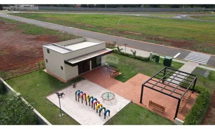 Terreno à venda na Avenida Alexandre Cazellato, 610, Betel, Paulínia