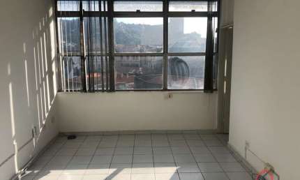 Sala comercial com 1 sala para alugar na Rua General Câmara, 5, Centro, Santos por R$ 1.350