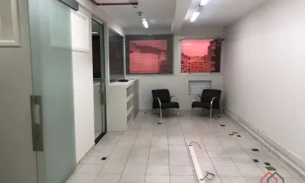 Sala comercial com 3 salas à venda na Brás Cubas - até 105 - lado ímpar, 37, Centro, Santos por R$ 280.000