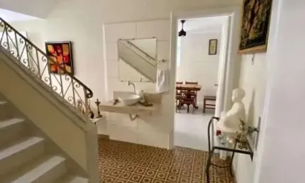 Casa com 3 quartos à venda na Rua Castro Alves, 56, Embaré, Santos por R$ 2.438.000