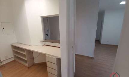 Sala comercial com 4 salas para alugar na Avenida Ana Costa, 254, Campo Grande, Santos por R$ 3.500