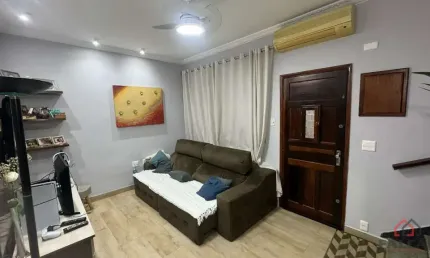 Casa em condomínio fechado com 2 quartos à venda na comendador martins - de 201/202 a 349/350, 282, vila mathias, santos por r$ 426.000