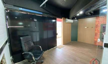 Ponto comercial para alugar na Adhemar de Barros, 1347, Vila Santa Rosa, Guarujá por R$ 5.500