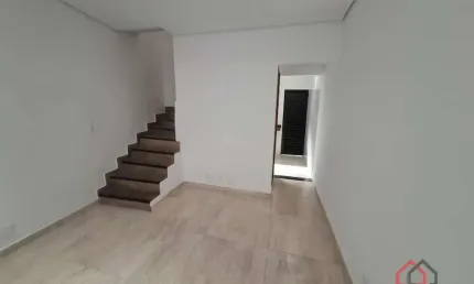 Casa em condomínio fechado com 2 quartos à venda na rua monte castelo, 355, aviação, praia grande por r$ 385.000