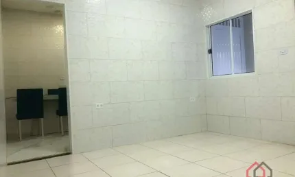 Casa com 2 quartos à venda na Elizeu Almeida Melo, 20, Vila Ema, São Vicente por R$ 230.000