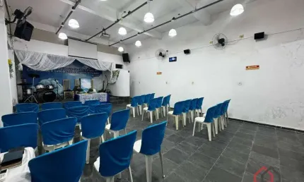 Sala comercial à venda na Professora Hermínia I. S. Láqua, 607, Conjunto Residencial Humaitá, São Vicente por R$ 235.000
