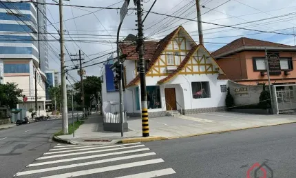 Casa comercial à venda na Rua Guaibê, 23, Aparecida, Santos por R$ 5.000.000