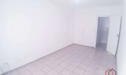 Kitnet / Stúdio à venda na Avenida Doutor Epitácio Pessoa, 580, Ponta da Praia, Santos por R$ 270.000