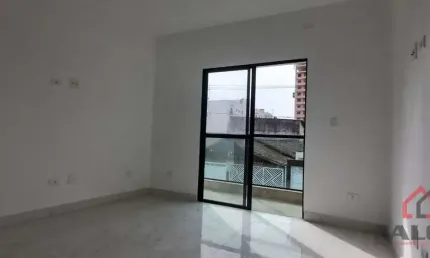Casa em condomínio fechado com 2 quartos à venda na Avenida Luzia Encarnação Vidal, 163, Aviação, Praia Grande por R$ 410.000