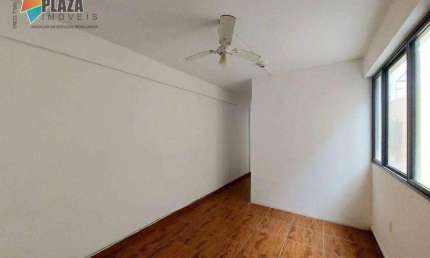 Apartamento de 02 Quartos no térreo, Canto do Forte para locação R$ 2.100,00 p/mês