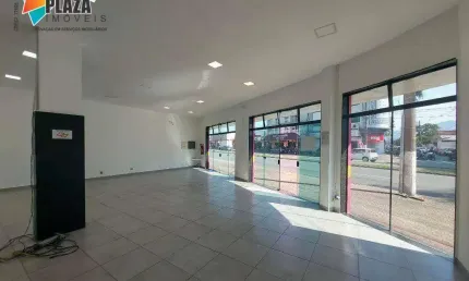 Loja para alugar na Ocian com 210m² R$ 10.000,00 p/mês