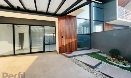Casa com 3 quartos à venda no Saguaçu, Joinville 