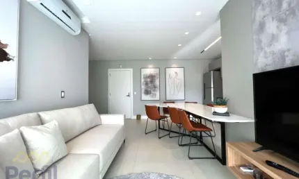 Apartamento decorado à venda - 2 suítes - em frente ao 62 Batalhão de Infantaria, no Centro - Joinville/SC.