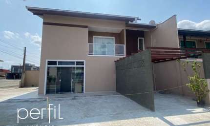 Casa Residencial e Ótimo Ponto Comercial no Bairro Vila Nova