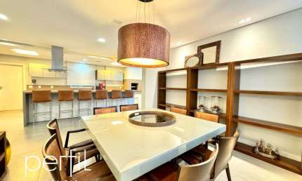 Apartamento à venda - 100% mobiliado, pronto para morar - 3 suítes - 3 vagas - bairro Glória - Joinville/SC.