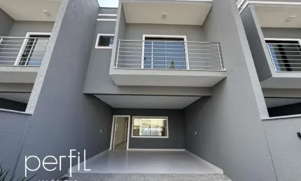 Geminado a venda com 3 quartos sendo 1 suíte e 2 quartos no bairro américa - joinville/ sc