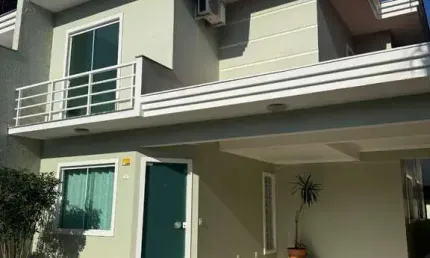Casa com 3 quartos sendo 1 suíte com 187,44m2 no boa vista - joinville, sc