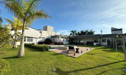 Casa no bairro vila real, Vila Real, Balneário Camboriú - SC