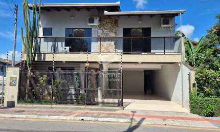 Casa residencial no centro de balneario camboriu, Centro, Balneário Camboriú - SC