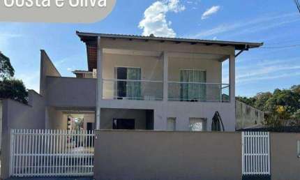 Sobrado com 4 dormitórios à venda, 228 m² por R$ 695.000,00 - Costa e Silva - Joinville/SC