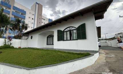 Casa com 4 dormitórios à venda, 278 m² por R$ 1.350.000,00 - Iririú - Joinville/SC
