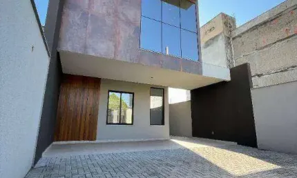 Sobrado com 3 suítes à venda por R$ 1.150.000 - Iririú - Joinville/SC