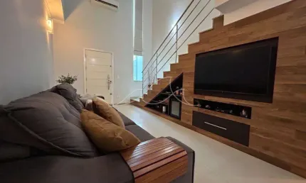 Sobrado à venda em Maringá, Jardim Iguaçu, com 3 quartos, com 155 m² de construção