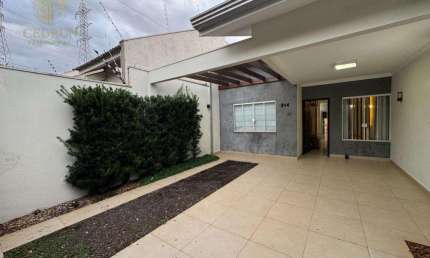 Casa para locação no Jd. Três Lagoas com 01 Suíte, 02 Quartos e Área gourmet aconchegante