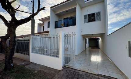 Sobrado com 03 quartos para locação em Paiçandu, PR