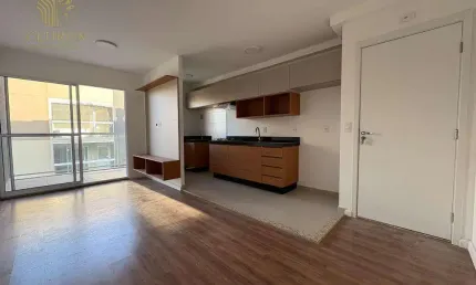 Apartamento com 02 quartos e sacada com churrasqueira para Locação na Zona 08 em Maringá, no Royal Palace.