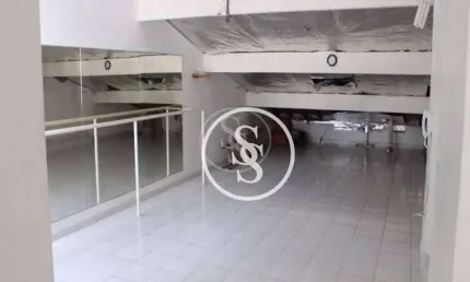 Sobrado com 4 dormitórios à venda, 220 m² por R$ 750.000,00 - Assunção - São Bernardo do Campo/SP