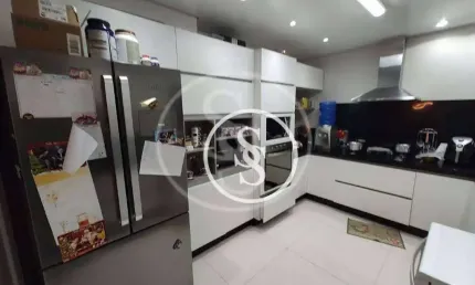 Sobrado com 3 dormitórios à venda, 260 m² por R$ 1.400.000,00 - Paraíso - Santo André/SP