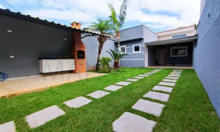 Casa para Venda em Sorocaba, Wanel Ville, 2 dormitórios, 1 suíte, 2 banheiros, 3 vagas