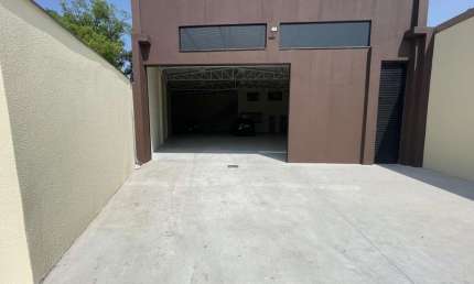 Comercial para Venda em Sorocaba, Além Ponte, 2 banheiros