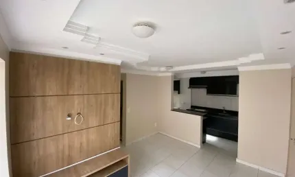 Alugo  apto com 3 quartos sendo 1 suíte com  2 armários , sala com painel,  cozinha americana com a