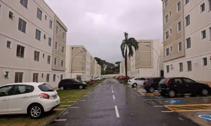 Vende-se apartamento com 2 quartos, 1 banheiro social, cozinha, sala, garagem , jardim belo horizon