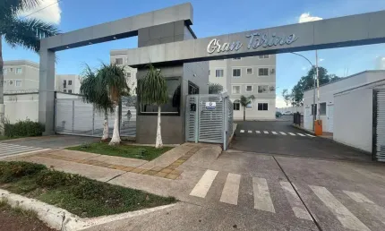 Venda-se apartamento com  2 quartos 1 banheiro social, sala espaçosa, cozinha americana, residencia