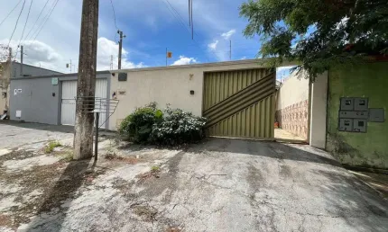 Casa com 3 quartos à venda na rua cherentes, jardim maria inês, aparecida de goiânia, 140 m2 por r$ 400.000