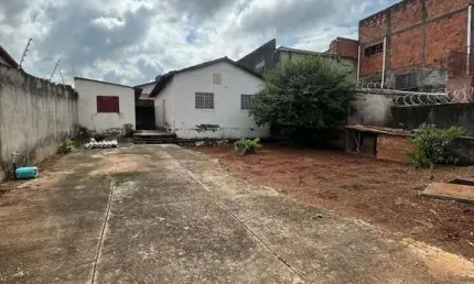 Casa à venda,lote inteiro 372m²  parque veiga jardim, aparecida de goiânia, go