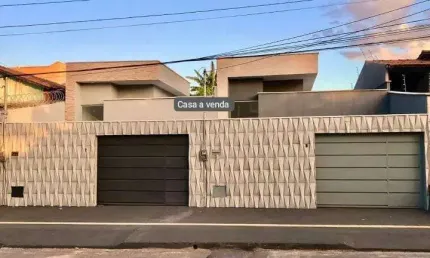 Vendo casa com pé direito duplo, 3 quartos sendo 1 suíte, sala, cozinha, area gourmet residencial g