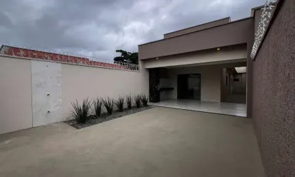 Casa com 3 quartos à venda na Rua 13 de Maio, Setor Cristina, Trindade