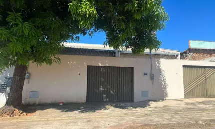 Casa com 3 quartos à venda na rua l 13, papillon park, aparecida de goiânia, 120 m2 por r$ 355.000