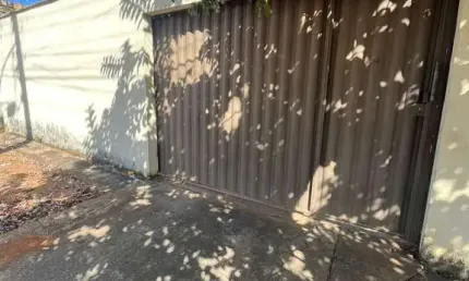 Casa com 3 quartos para alugar na avenida elson veiga camargo, parque industrial santo antônio, aparecida de goiânia, 90 m2 por r$ 1.520 por ano