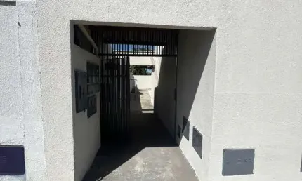 Aluga-se kitnet 5 com 1qts sem fiador e sem calção,prox. go-040 no residencial itaipu, goiânia, go